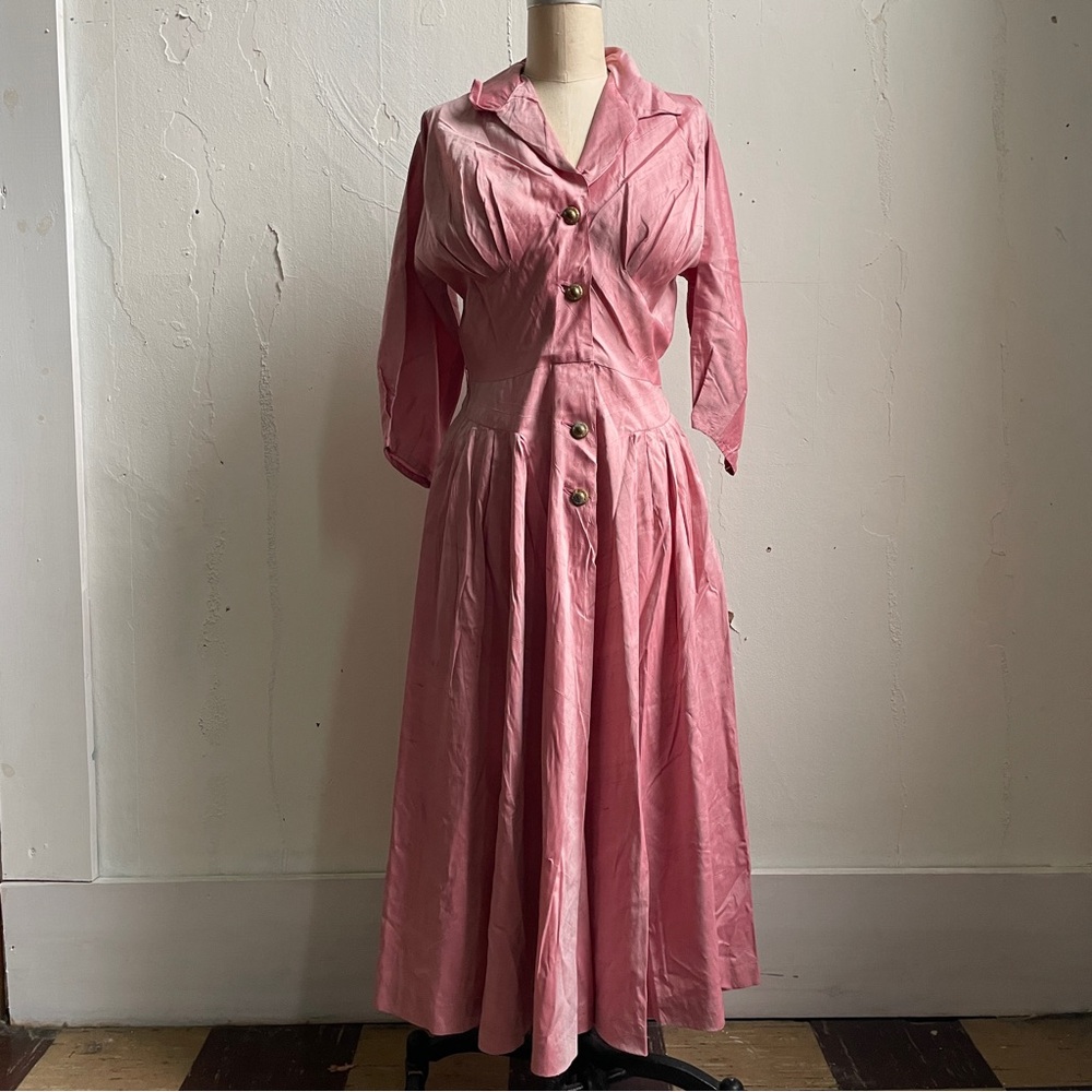 Vintage 1940s 1950s Pink Button Front Dress